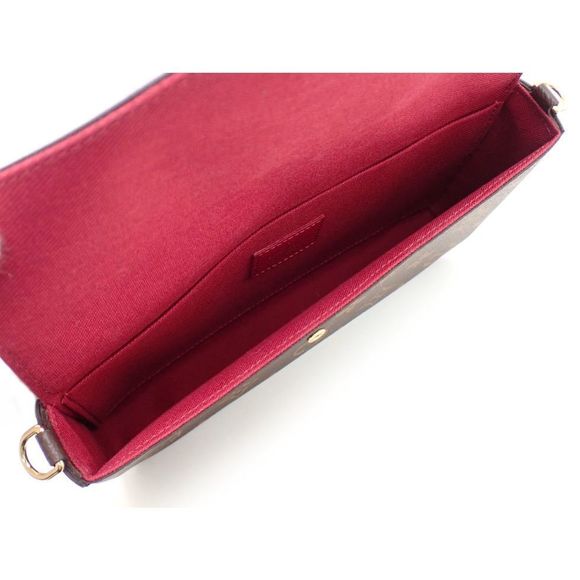 Louis Vuitton Noir Trocadero Handbag - Picture 7 of 14